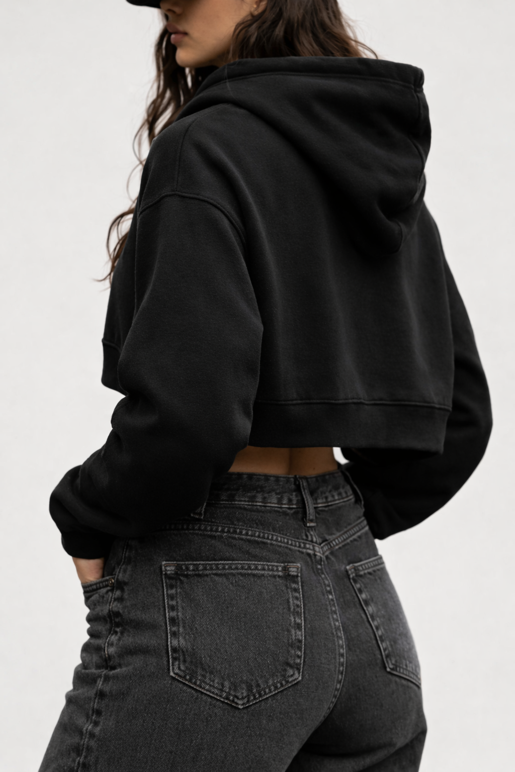 ENDVR OD Crop Hoodie – Black Series